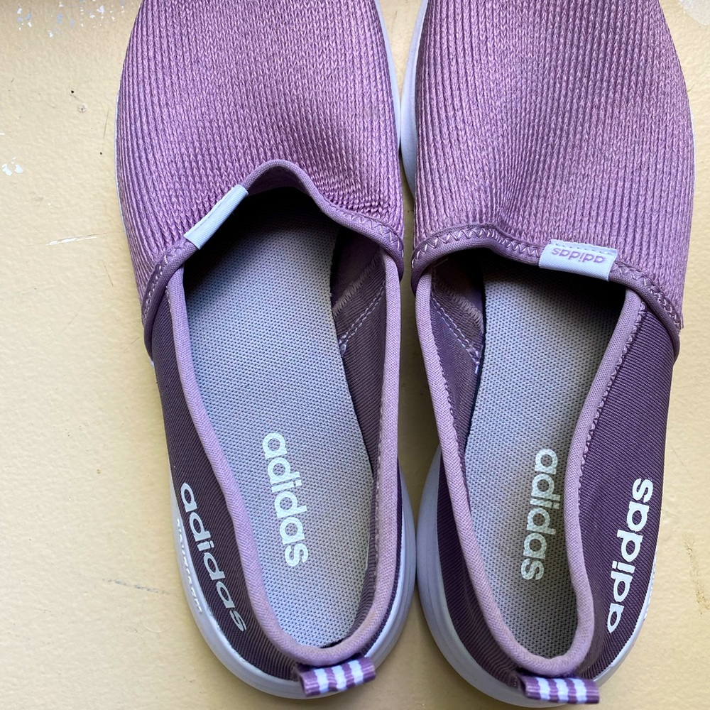 PURPLE SLIP ON ADIDAS | WOMEN’S 8